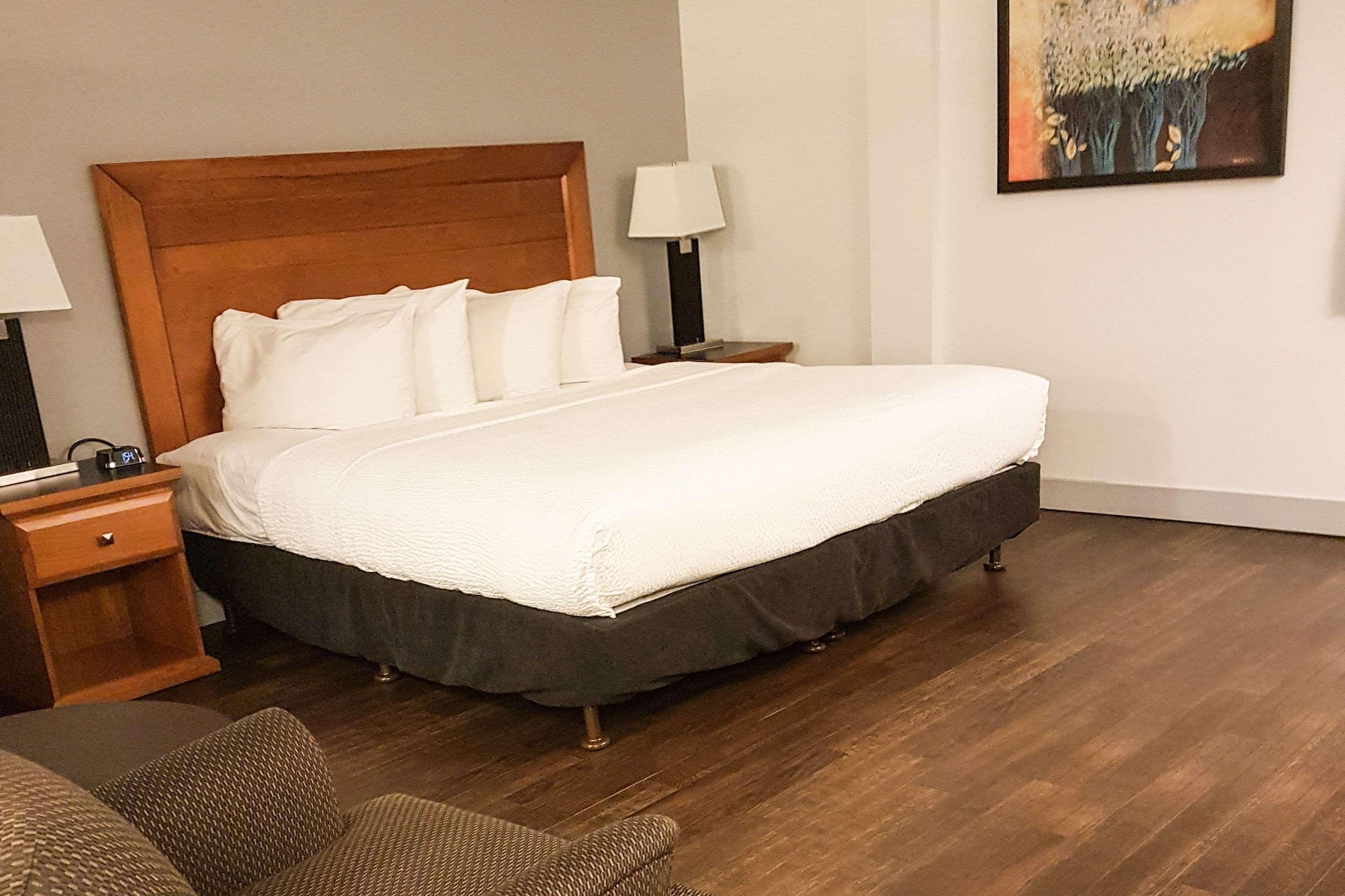 Quality Inn West Edmonton Buitenkant foto