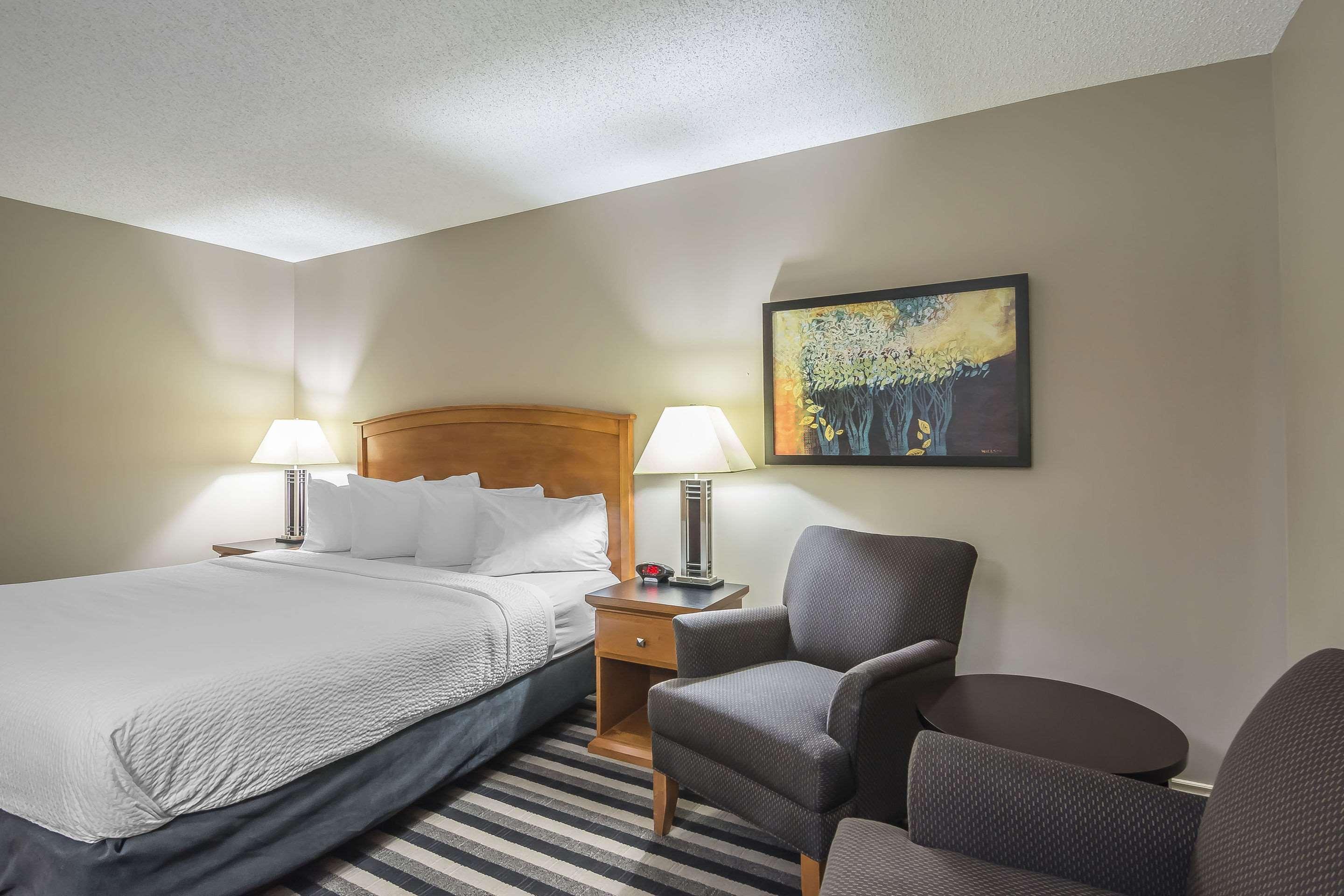 Quality Inn West Edmonton Buitenkant foto